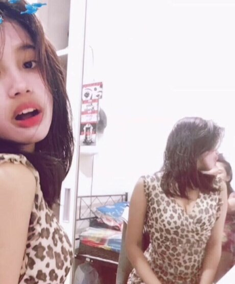 sex girls onlyfans sexy image