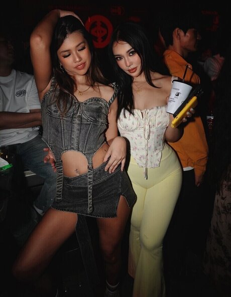 pregnant asian onlyfans sexy nudes photos