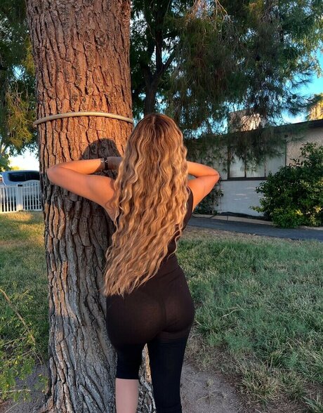 bluci15 nude pornstar pic