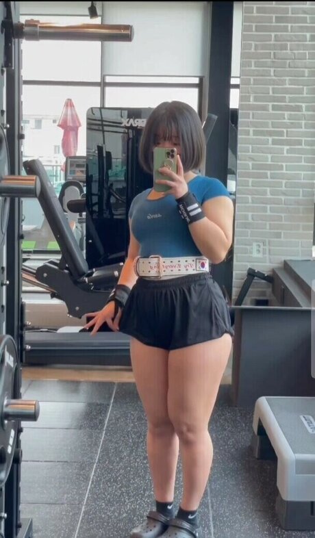 Hellini fit porn star images