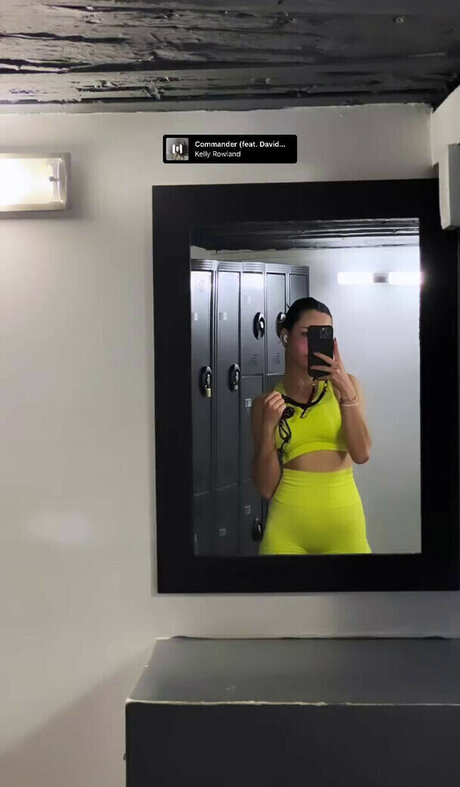 elise cm hd actress photos