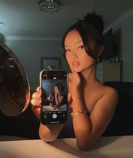 Kaylieee w star nudes pic