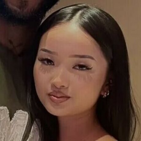 Kaylieee w pornstar xxx pic