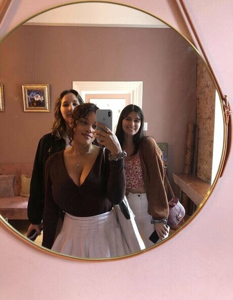 Nakishka hot pornstar gallery