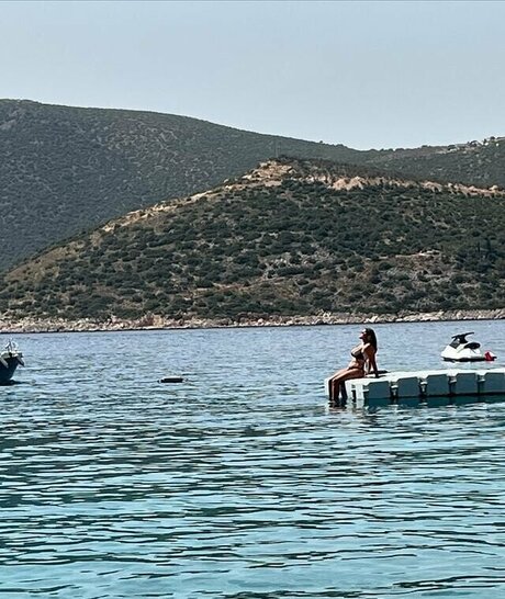 Nakishka model nice archive