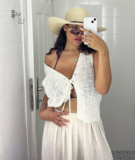 Nakishka star art gallery