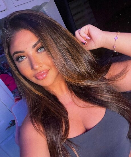 Selenalenaxo star exclusive photos