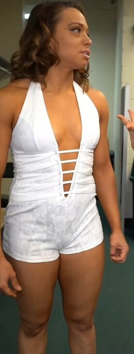 WWE Zoey Stark pretty model images