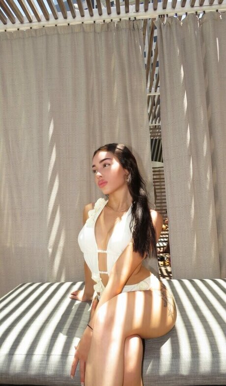 julbellaa nice model gallery