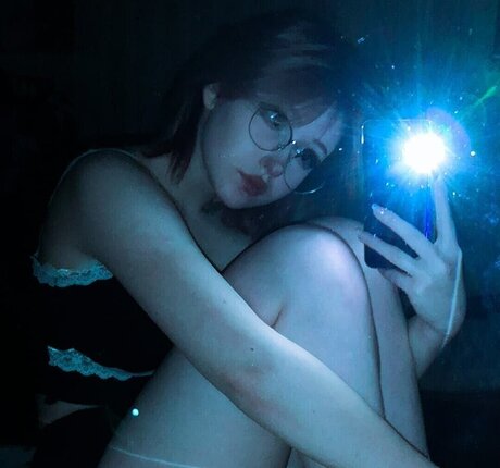 su ga r ik high quality model picture