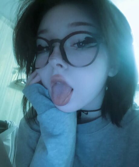 su ga r ik art model pic