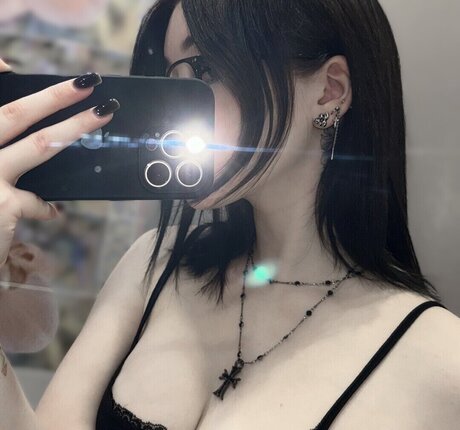 su ga r ik xxx star archive