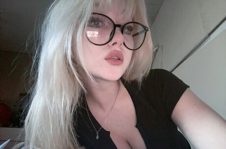 milf yoga onlyfans sexy nudes pictures