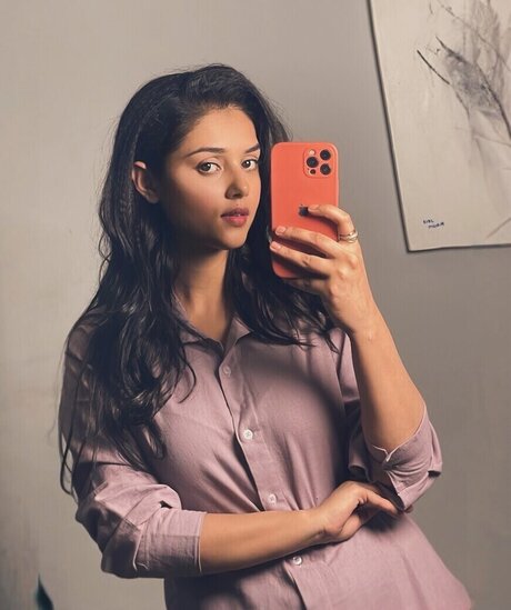 Mallika Singh star erotic archive