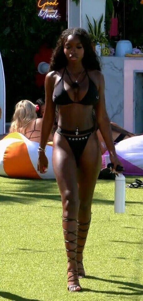 thigh high boots onlyfans free nude photos