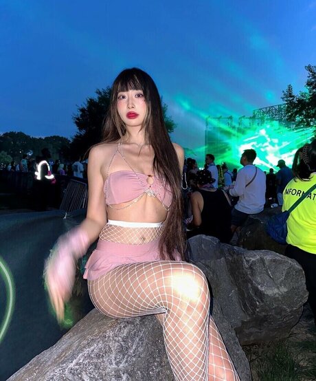 mollyshen model nice archive