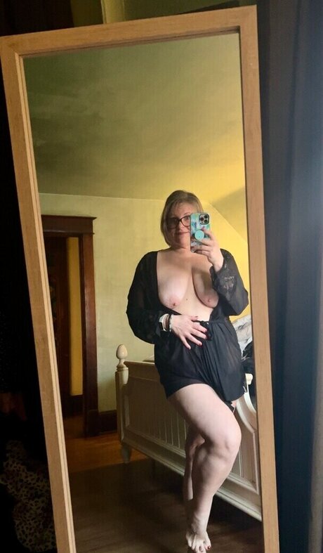 mmfluvah free star archive