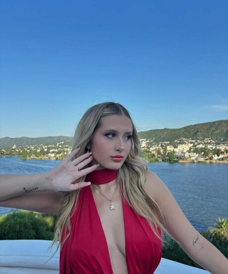 Lola Poggio star adult galleries