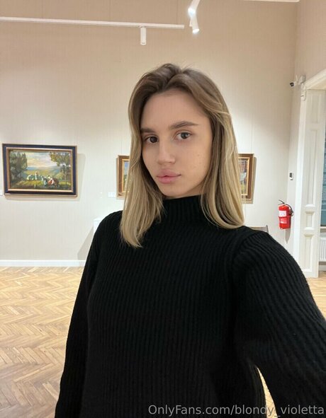 Mia Bloom nudes actress img