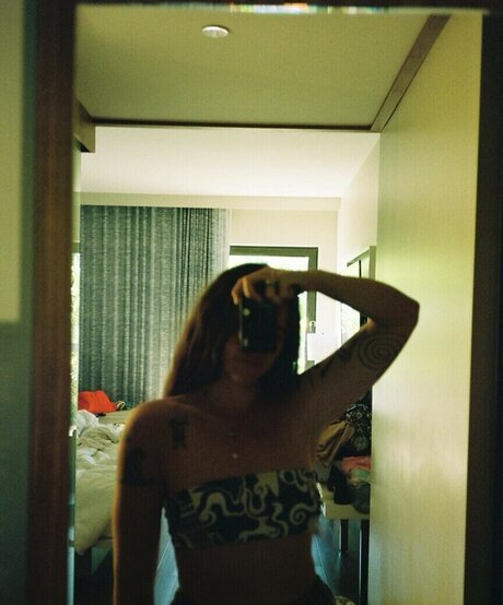 Katie Crutchfield high quality model images