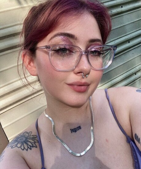 pixie pais star beautiful img