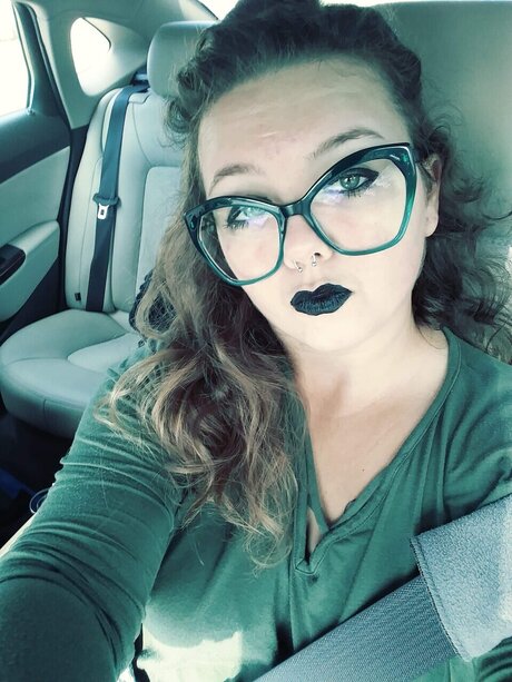 Leslie Adams hd actress archive