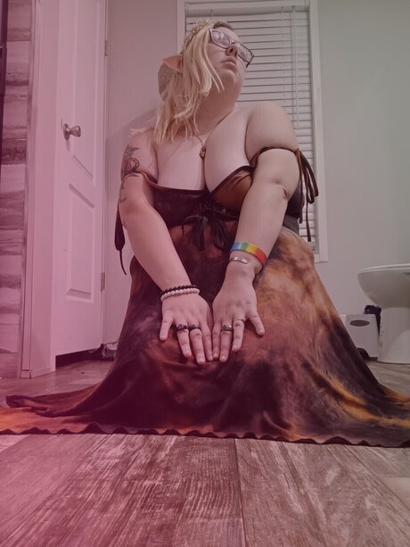 big tits blonde onlyfans nude picture