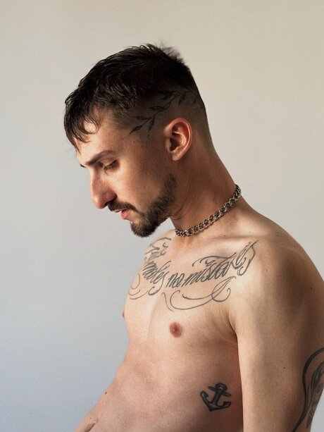 Gabriel de SP model art gallery