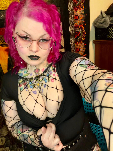 M0RNINSTR_ hot pornstar gallery