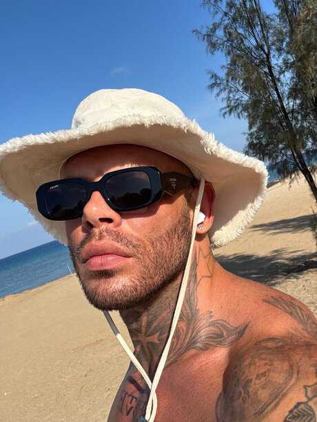 MASTER ARES_ xxx model image