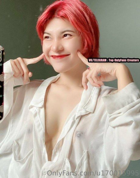 tonaor r naked actress archive