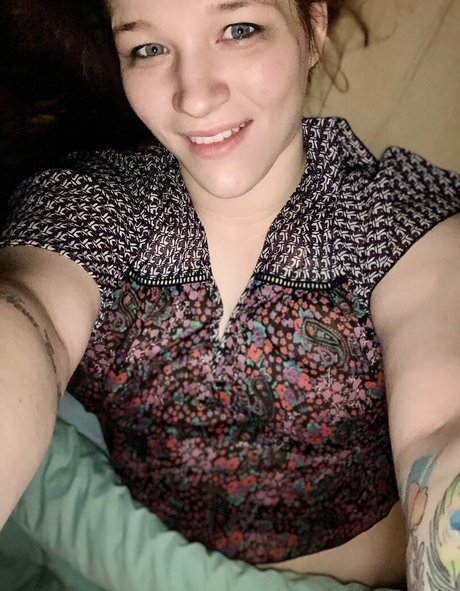 tabbybbby pornstar naked image