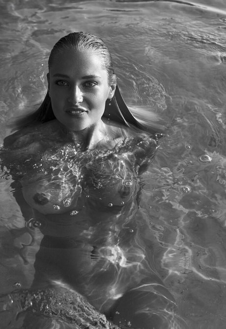 Genevieve Morton nudes actress pics