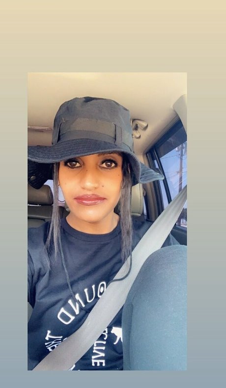 Fevunet sexy actress photo