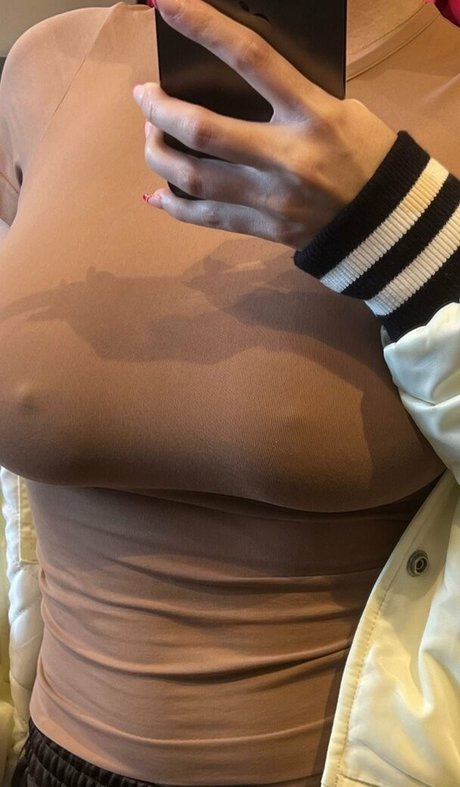 Adelaide T pornstar art photos