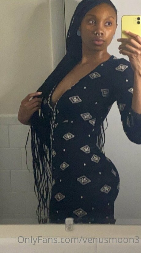 venusmoon3 porn actress images