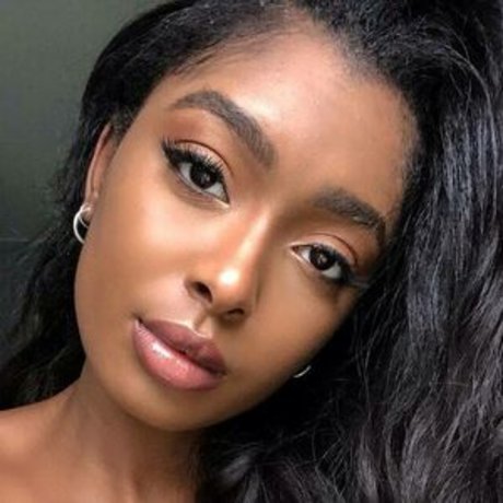 Jourdan Riane sex model pictures