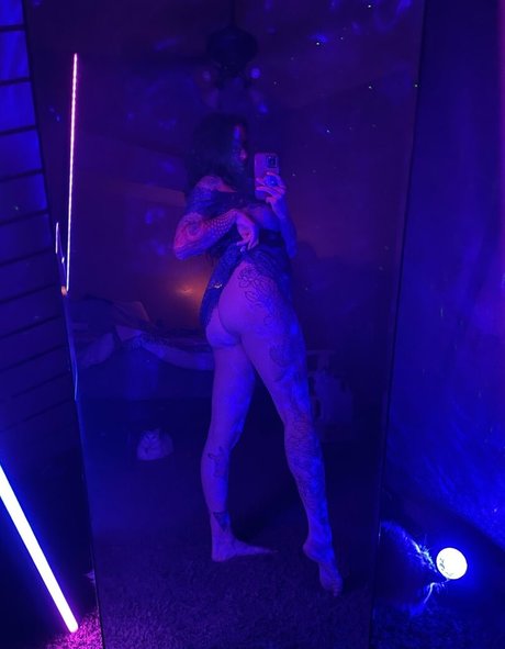 sentientbees2 star nude pics