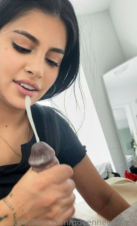 queenneedyfree xxx model images