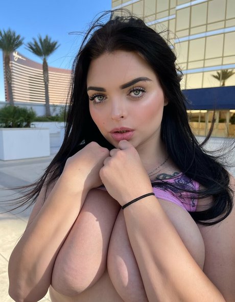 kaylee2kinky high quality pornstar pics