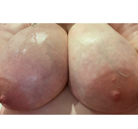 ldnbbw nudes model picture