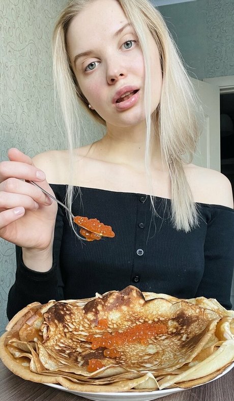 kate vip erotic model archive