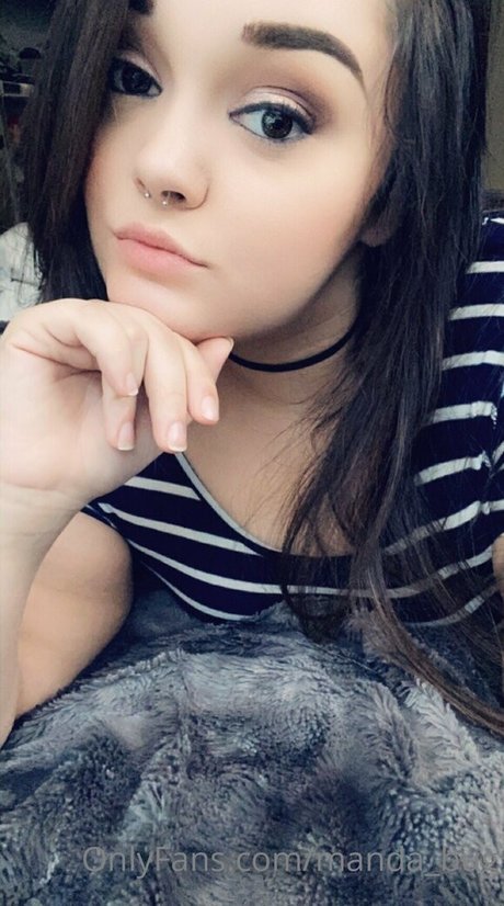 manda bug star nude img