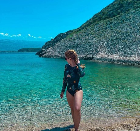 Carol Capel star free photos