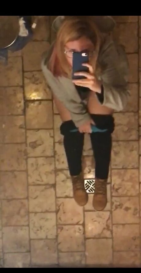 Carol Capel model adult picture