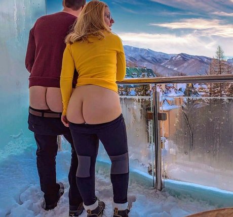 Carol Capel model naked photo