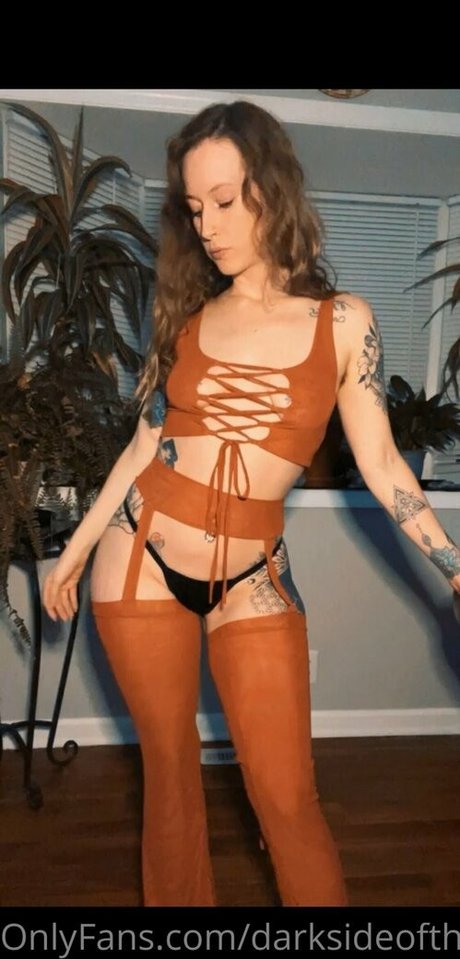 Darksideofthemoon free actress archive