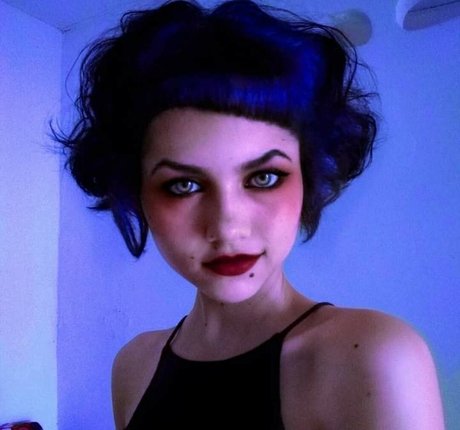 raven vasilescu erotic actress pics