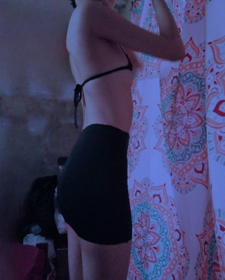 raven vasilescu model xxx pic