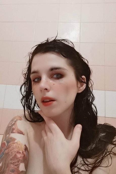 cozshedead xxx model galleries